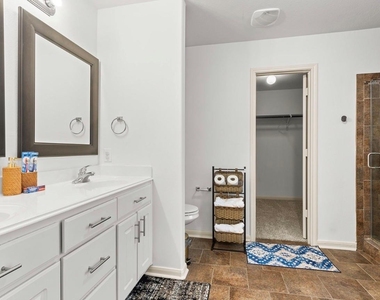 7115 Northchase Lane - Photo Thumbnail 17