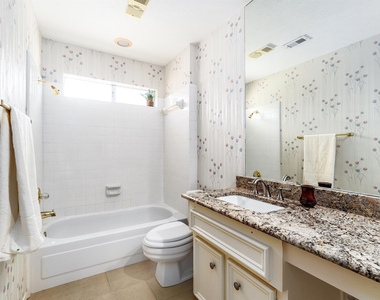 15406 Greenleaf Lane - Photo Thumbnail 12