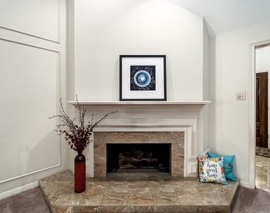 15406 Greenleaf Lane - Photo Thumbnail 5