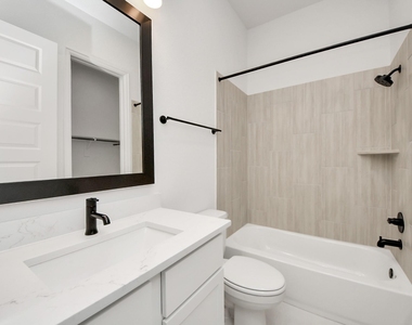 8706 Incandesce Rise Drive - Photo Thumbnail 41