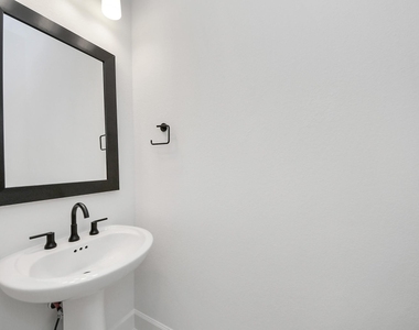 8706 Incandesce Rise Drive - Photo Thumbnail 7