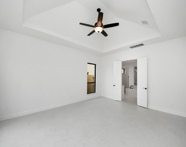 8706 Incandesce Rise Drive - Photo Thumbnail 6
