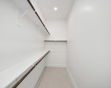 8706 Incandesce Rise Drive - Photo Thumbnail 38