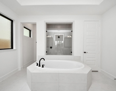 8706 Incandesce Rise Drive - Photo Thumbnail 35