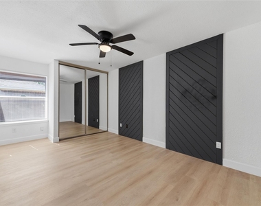 1410 Lexington Boulevard - Photo Thumbnail 26