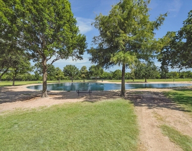 7014 Spruce View Court - Photo Thumbnail 27