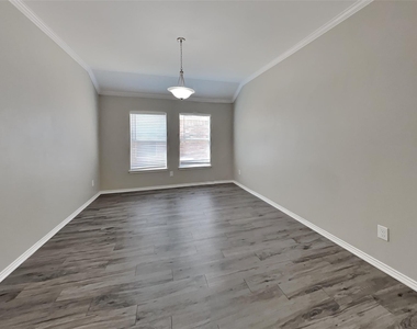 26873 Manor Falls Drive - Photo Thumbnail 5