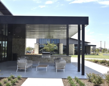 5135 Sunvalley Bend Drive - Photo Thumbnail 21
