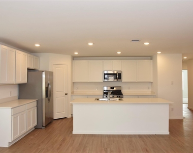5135 Sunvalley Bend Drive - Photo Thumbnail 13