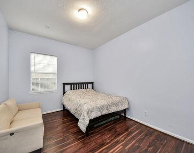 4118 Ferro Street - Photo Thumbnail 33