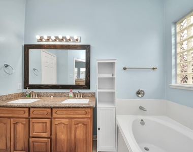 4118 Ferro Street - Photo Thumbnail 28