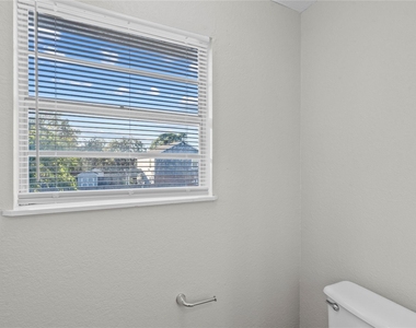 2729 Main Street Street - Photo Thumbnail 10
