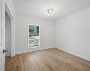 19930 Burle Oak Drive - Photo Thumbnail 22