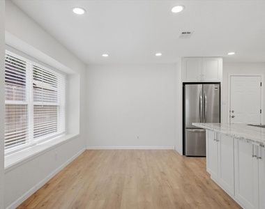 19930 Burle Oak Drive - Photo Thumbnail 11