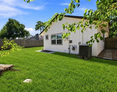 19930 Burle Oak Drive - Photo Thumbnail 25