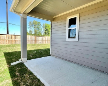 3307 Nila Creek Drive - Photo Thumbnail 5