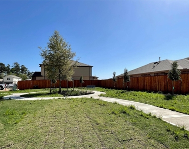 3307 Nila Creek Drive - Photo Thumbnail 3