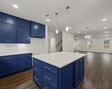 117 Sun City Lane - Photo Thumbnail 10