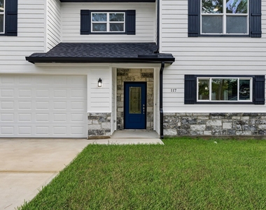 117 Sun City Lane - Photo Thumbnail 3