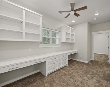 117 Sun City Lane - Photo Thumbnail 22