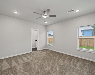 117 Sun City Lane - Photo Thumbnail 13