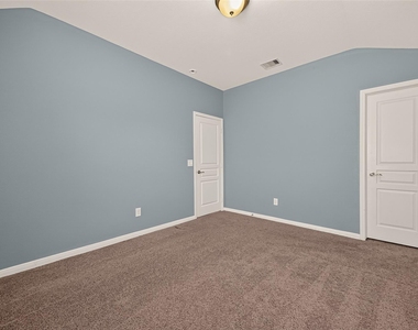 15711 Huddleston Drive - Photo Thumbnail 33