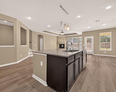 15711 Huddleston Drive - Photo Thumbnail 15