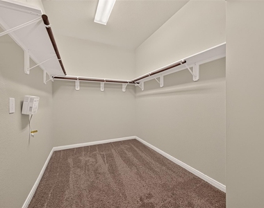 15711 Huddleston Drive - Photo Thumbnail 25