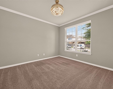 15711 Huddleston Drive - Photo Thumbnail 18