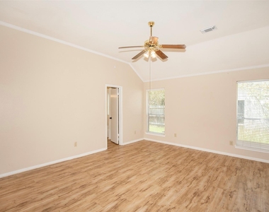 11514 Sagecreek Drive - Photo Thumbnail 15