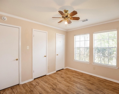 11514 Sagecreek Drive - Photo Thumbnail 23