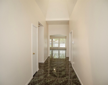 11514 Sagecreek Drive - Photo Thumbnail 3