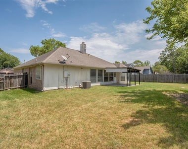 11514 Sagecreek Drive - Photo Thumbnail 29