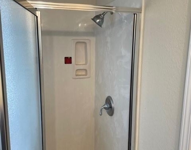 9506 Carsonmont Lane - Photo Thumbnail 17