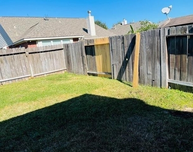 9506 Carsonmont Lane - Photo Thumbnail 35