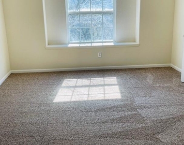 9506 Carsonmont Lane - Photo Thumbnail 23