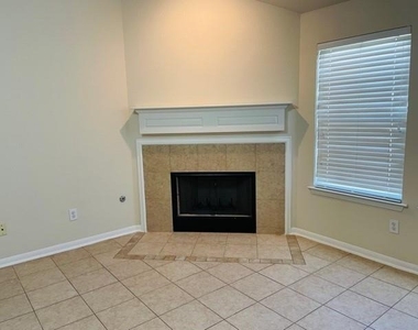 9506 Carsonmont Lane - Photo Thumbnail 2