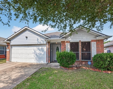10902 Primrose Acres Lane - Photo Thumbnail 1