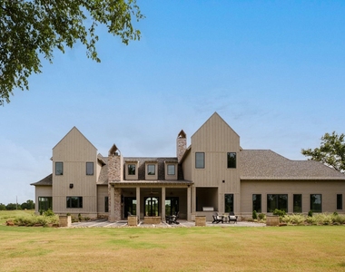404 Blackberry Lane - Photo Thumbnail 45