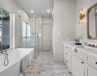 404 Blackberry Lane - Photo Thumbnail 29