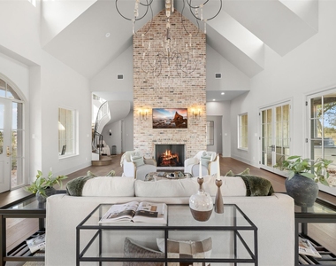 404 Blackberry Lane - Photo Thumbnail 7