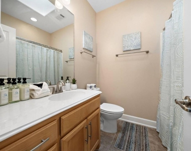 2423 Sand Drift Lane - Photo Thumbnail 14