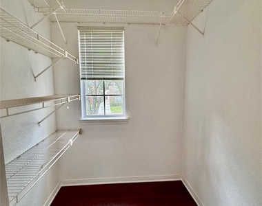 2623 Double Lake Drive - Photo Thumbnail 16