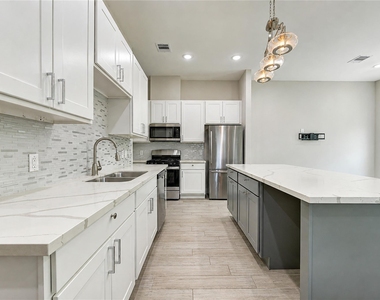 4536 Sunflower Street - Photo Thumbnail 2