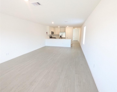21302 Newberry Grove Lane - Photo Thumbnail 9