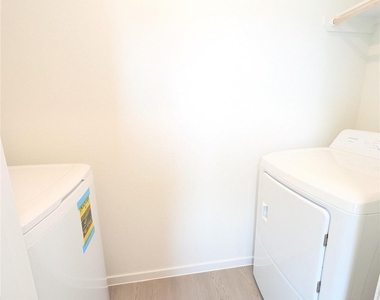 21302 Newberry Grove Lane - Photo Thumbnail 17