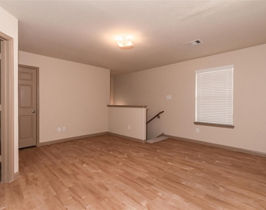 5722 Long Arbor Drive - Photo Thumbnail 5