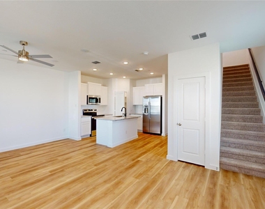 2907 Parks Mccoy Lane - Photo Thumbnail 7