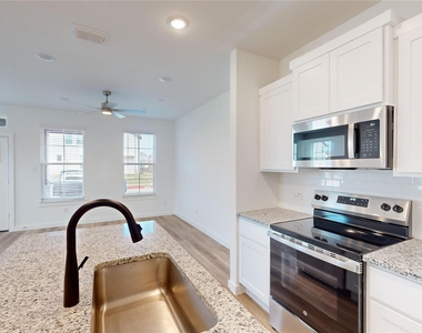 2907 Parks Mccoy Lane - Photo Thumbnail 11