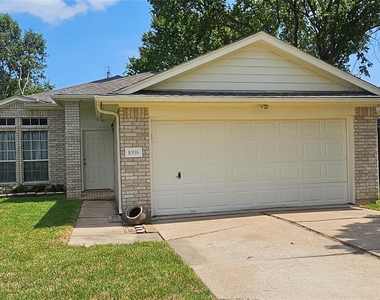 10538 Twin Circles Drive - Photo Thumbnail 33